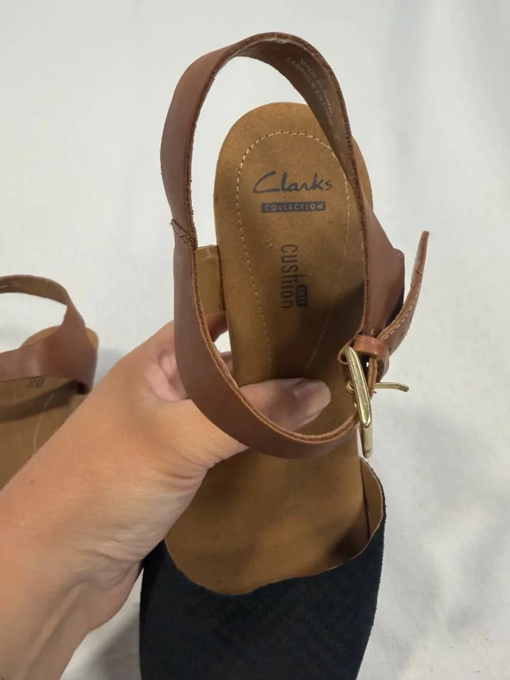 Clarks Collection Cushion Soft Ankle Strap Wedge Sandals – Women's Size 9.5M
